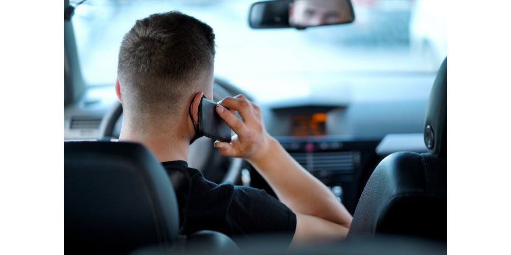 Le préfet suspend les permis en cas de téléphone au volant, est-ce vraiment légal ?