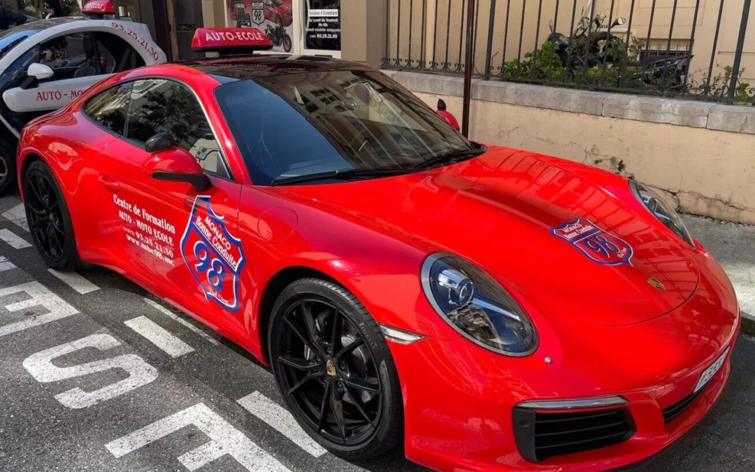 A Monaco, vous pouvez passer votre permis en Porsche 911